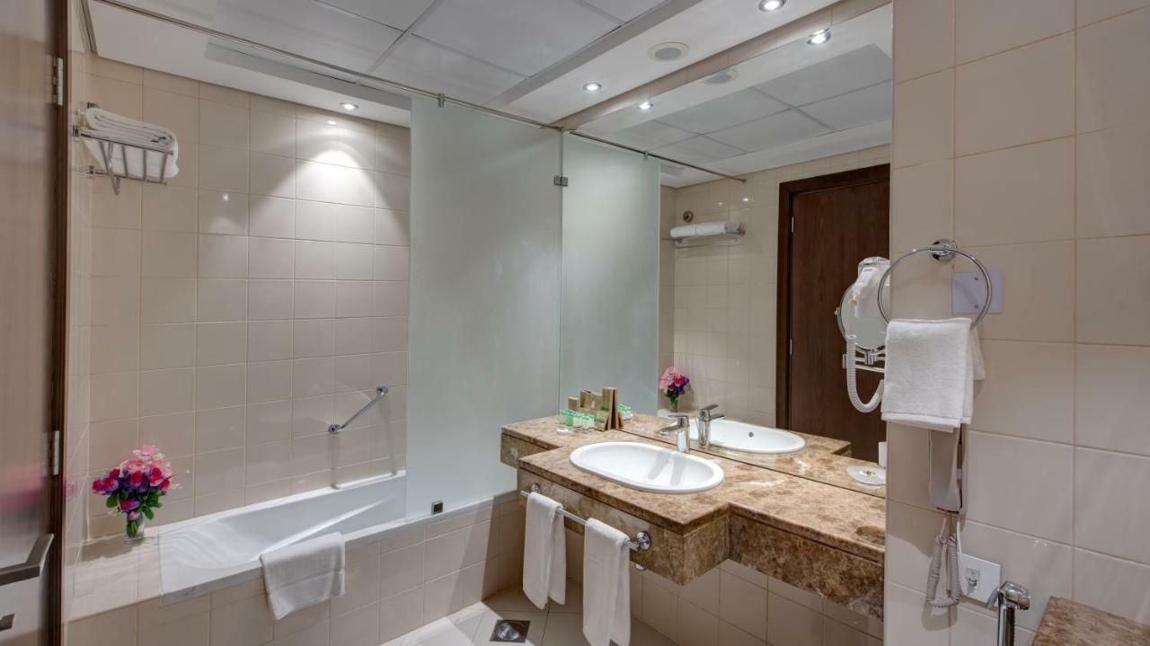 Center Hotel 샤르자 외부 사진