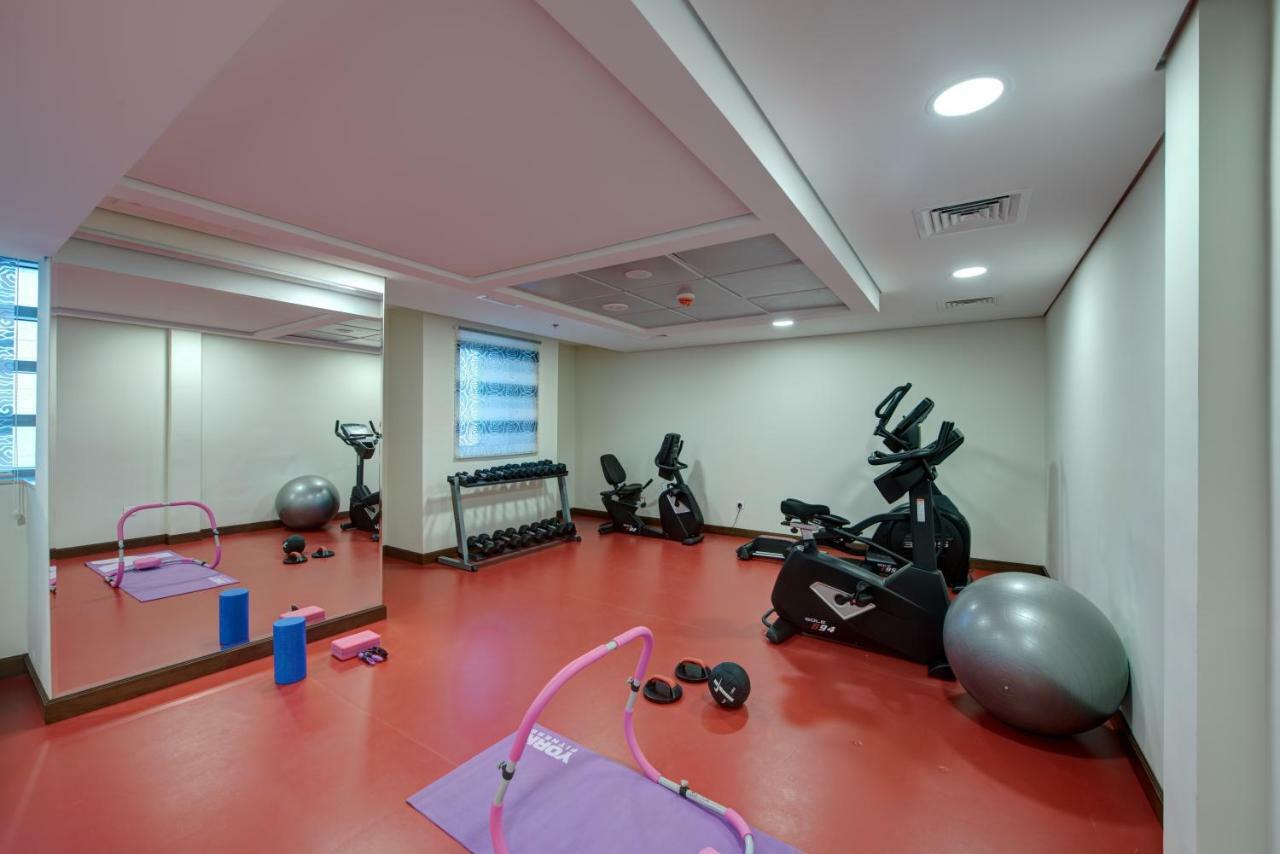 Center Hotel 샤르자 외부 사진